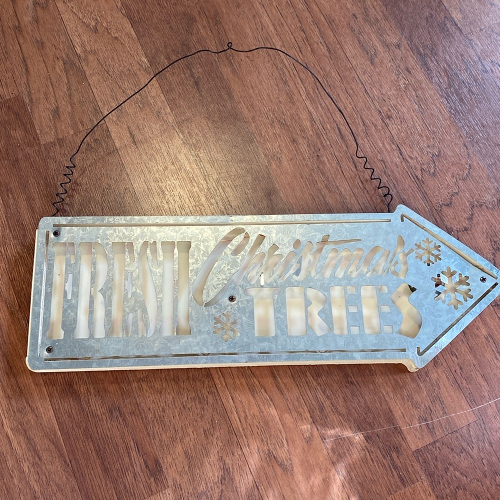 Silver Christmas Tree Directional Sign